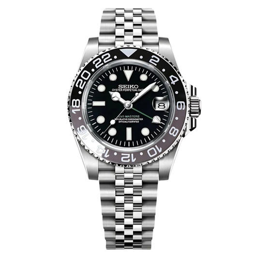 GMT "Bruce Wayne"